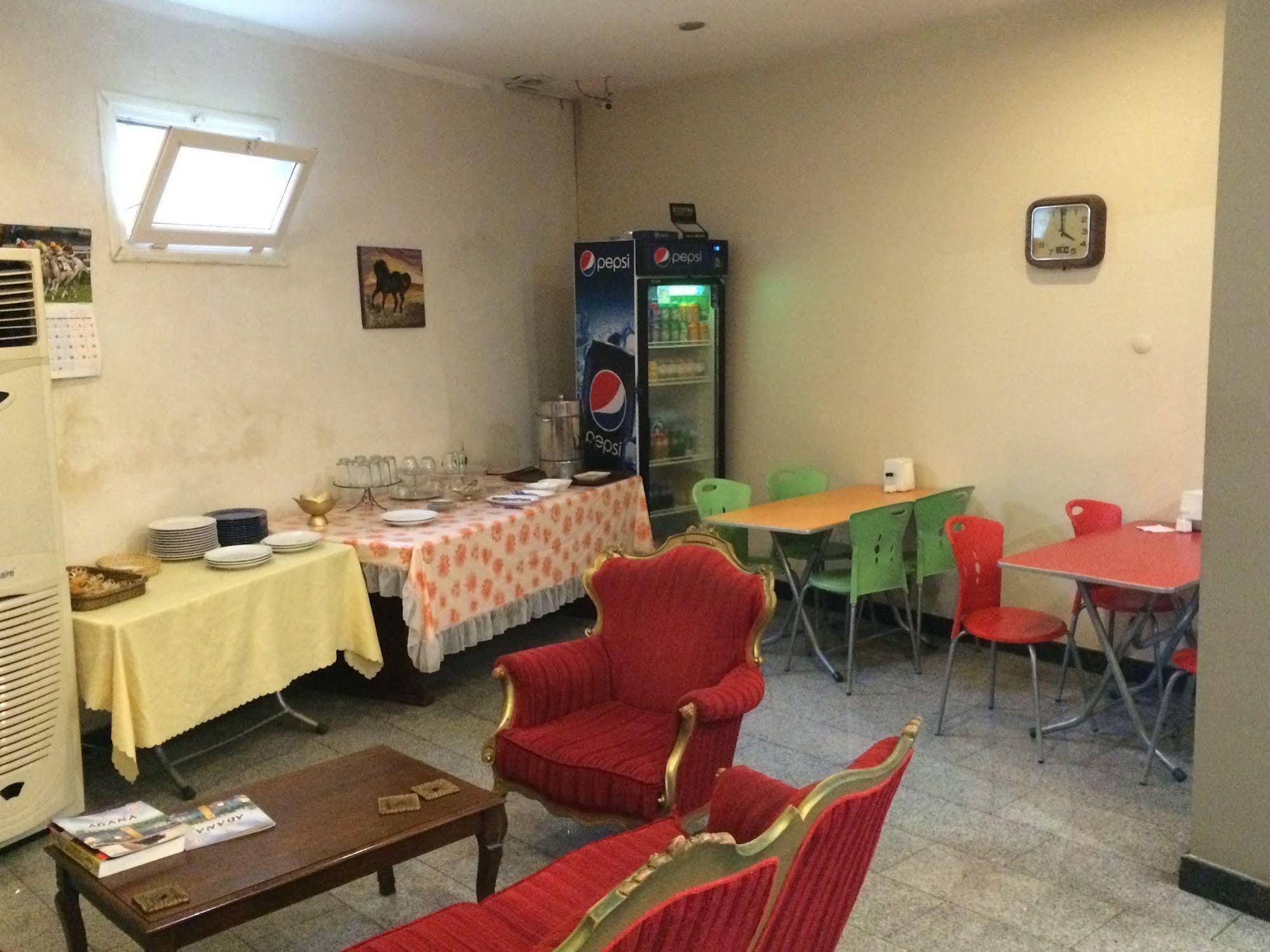 Uenver Hotel Adana Exterior photo